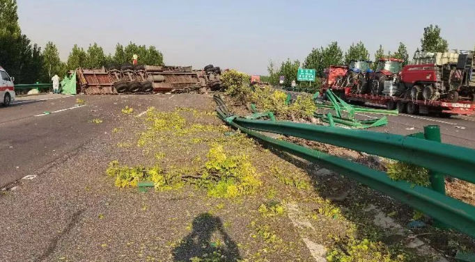 事故案例 | 遗憾！卡友父子命丧高速路