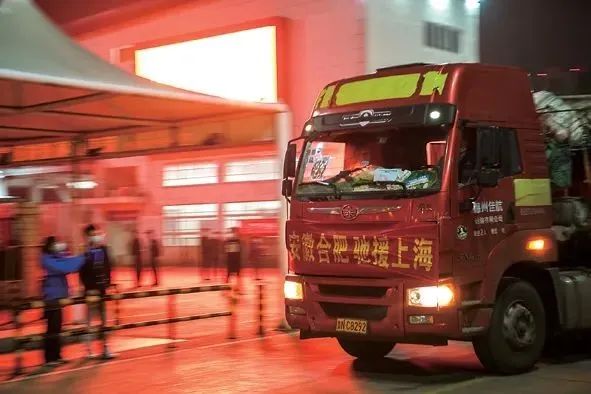 司机加码防控乱象，官媒都看不下去了！